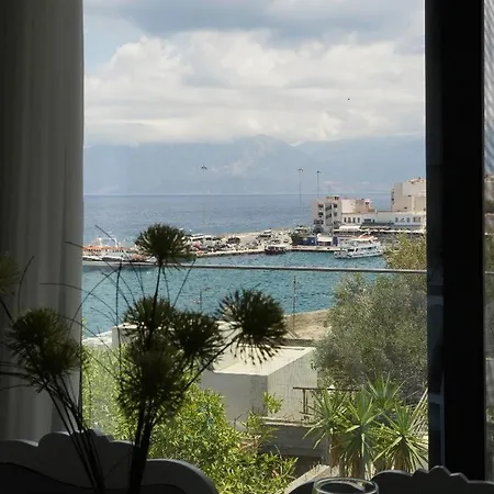 Appartement Sea View Uno 2 *